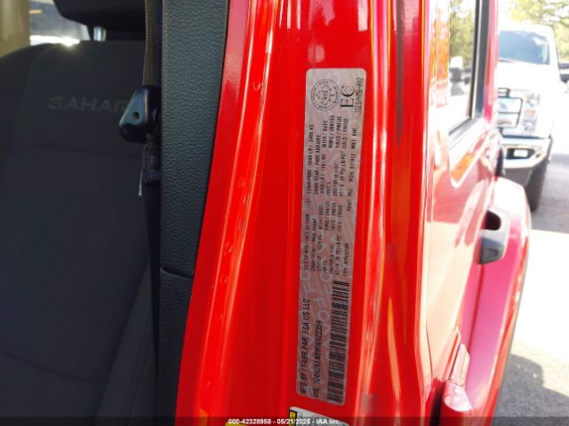 1C4HJXEN8MW622359 Jeep Wrangler Unlimited Sahara