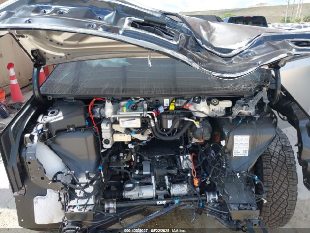 2025 TESLA CYBERTRUCK 7G2CEHEE0SA059937 Photo 9