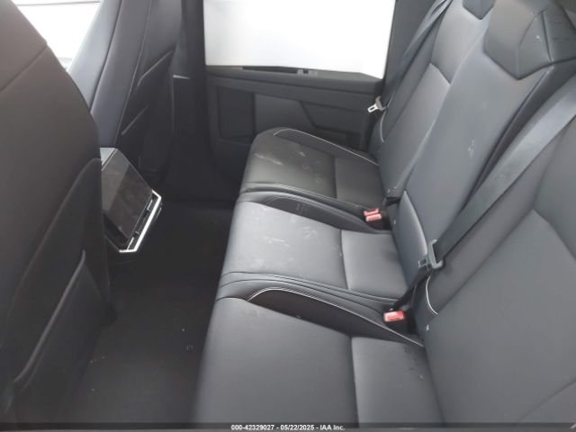 2025 TESLA CYBERTRUCK 7G2CEHEE0SA059937 Photo 7