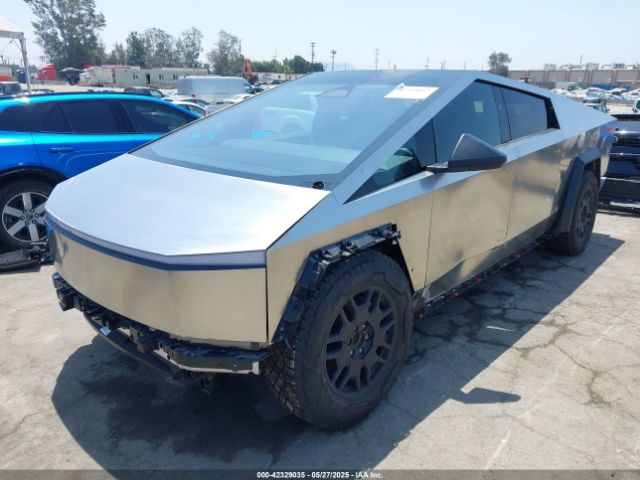 2024 TESLA CYBERTRUCK 7G2CEHED1RA034143 Photo 1