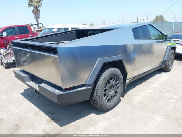 2024 TESLA CYBERTRUCK 7G2CEHED1RA034143 Photo 3