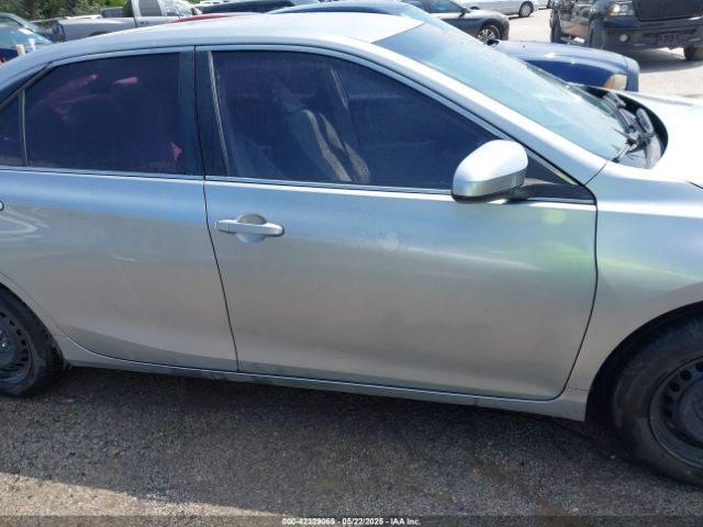 4T1BF1FK0FU927289 Toyota CAMRY LE