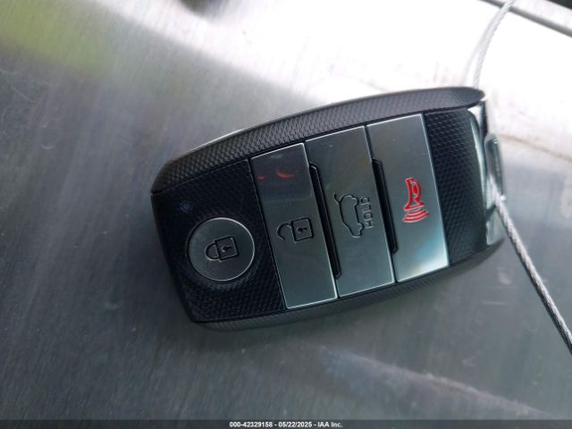 KNDJX3AA6H7473400 KIA Soul !
