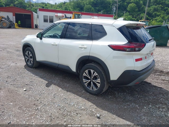 5N1AT3BB6MC814584 Nissan Rogue Sv Intelligent Awd