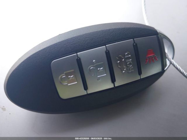 5N1AR2MM2EC628565 Nissan Pathfinder Sl