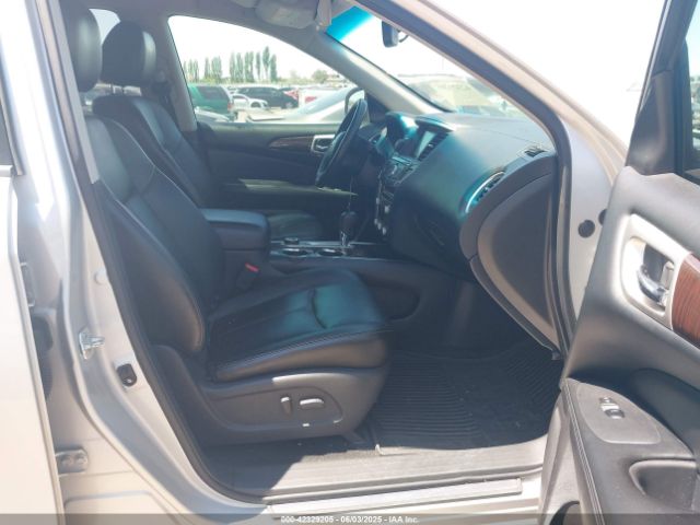 5N1AR2MM2EC628565 Nissan Pathfinder Sl