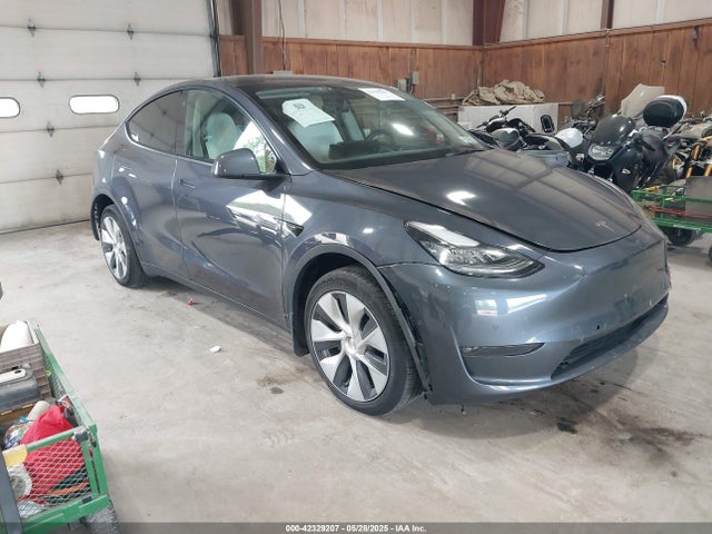 2022 TESLA MODEL Y 7SAYGAEE0NF567801 Photo 0
