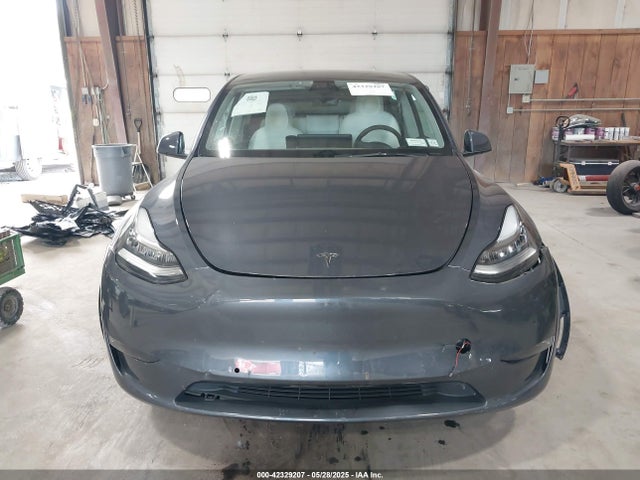 7SAYGAEE0NF567801 Tesla 2022