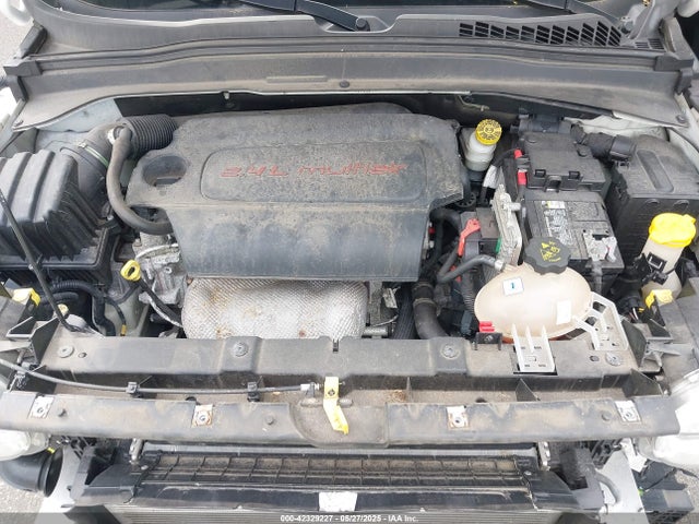 ZACCJBDT7GPD46240 Jeep Renegade Limited