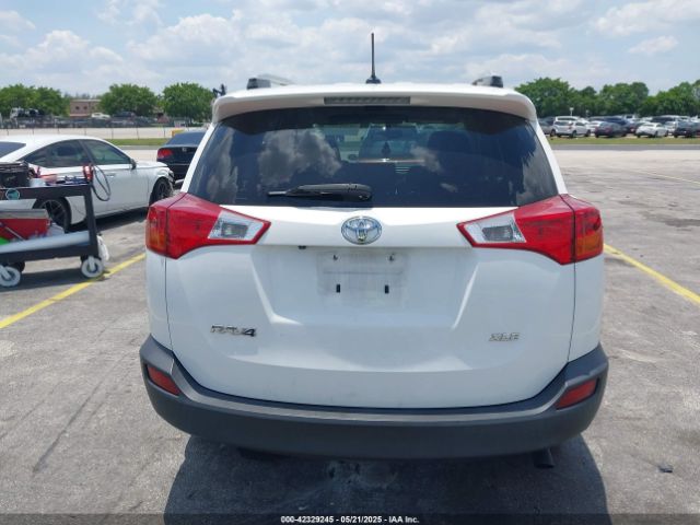 JTMWFREV5FD057765 Toyota Rav4 Xle