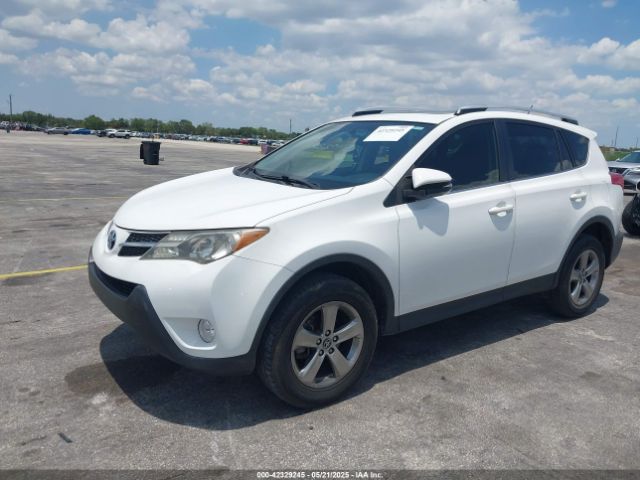 JTMWFREV5FD057765 Toyota Rav4 Xle