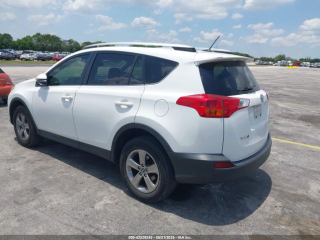 JTMWFREV5FD057765 Toyota Rav4 Xle