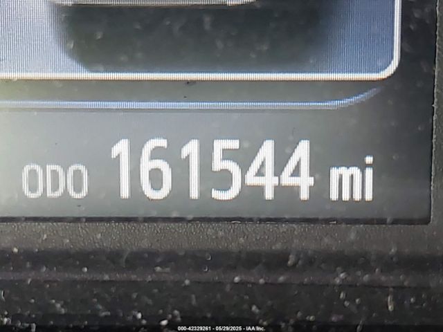 5TDYK3DC8GS701735 Toyota Sienna Xle 8 Passenger