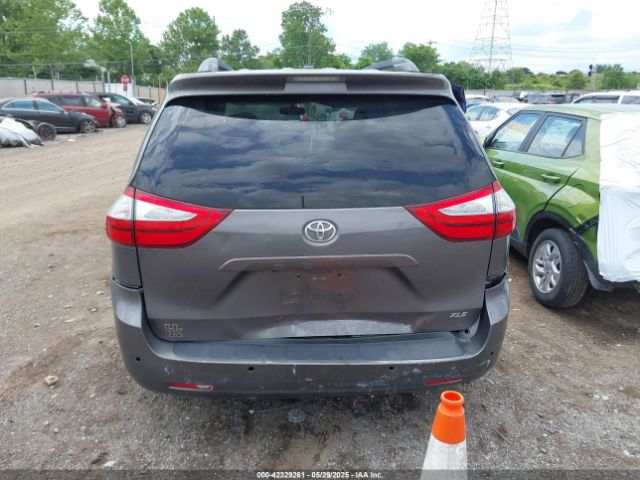 5TDYK3DC8GS701735 Toyota Sienna Xle 8 Passenger