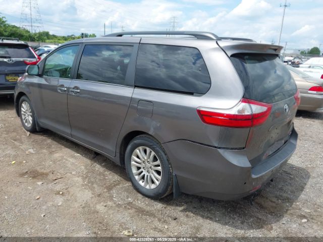 5TDYK3DC8GS701735 Toyota Sienna Xle 8 Passenger