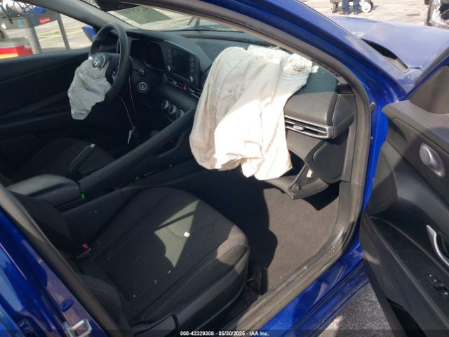 2021 HYUNDAI ELANTRA 5NPLL4AG9MH028766 Photo 4