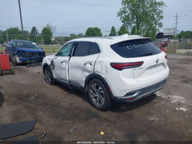 2022 BUICK ENVISION LRBFZNR47ND162869 Photo 2