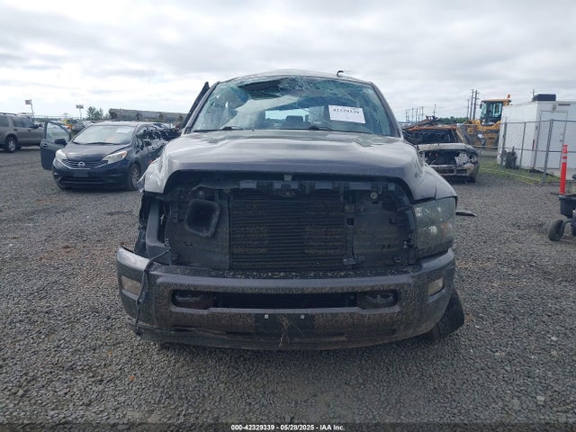 3C6UR5DL4HG763940 RAM 2500