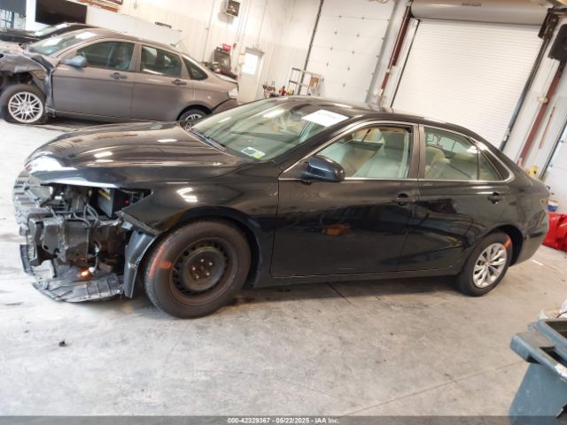 4T4BF1FK2FR470264 Toyota CAMRY LE