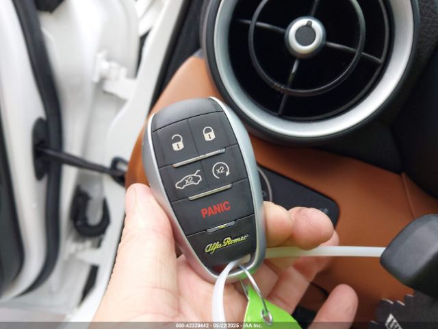 2021 ALFA ROMEO GIULIA ZARFAMBN9M7640461 Photo 10