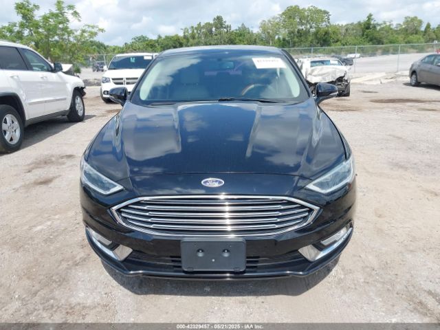 3FA6P0HDXHR130429 Ford FUSION SE