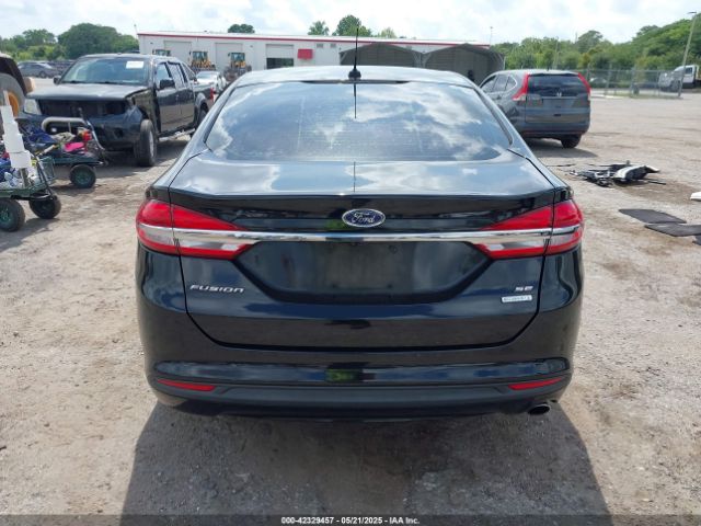 3FA6P0HDXHR130429 Ford FUSION SE