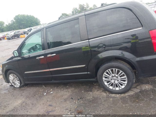2C4RC1CG6FR588708 Chrysler Town & Country Touring-l