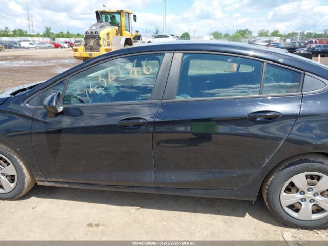 1G1BC5SM9J7226861 Chevrolet Cruze Ls Auto