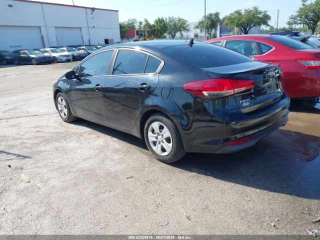 3KPFK4A70JE269440 KIA FORTE LX