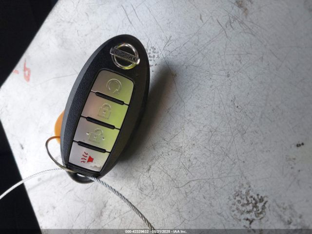 5N1AT3BA2MC818462 Nissan Rogue Sv Fwd