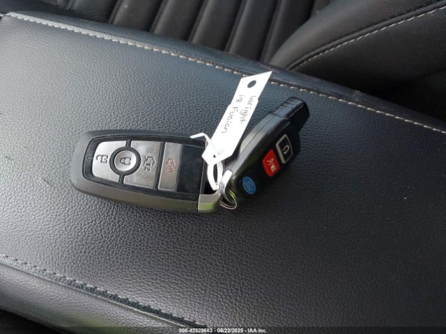 3FA6P0LU9JR171096 Ford Fusion Hybrid Se