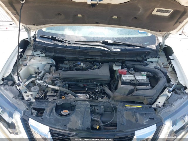 Nissan 2017 2017 5N1AT2MT2HC756768 Image 10