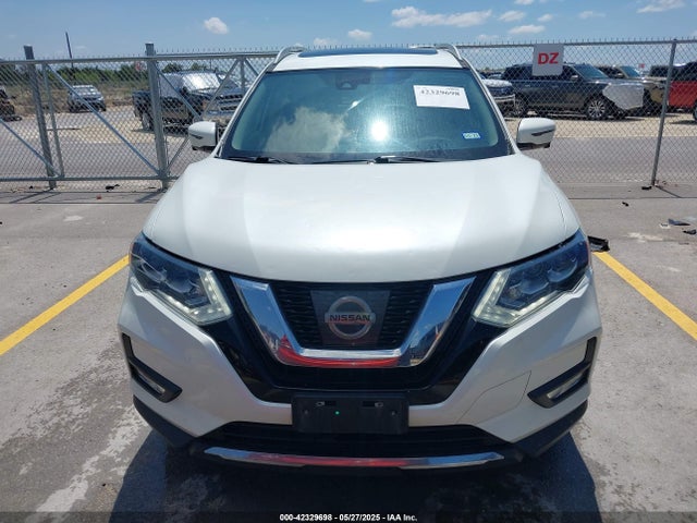 Nissan 2017 2017 5N1AT2MT2HC756768 Image 12