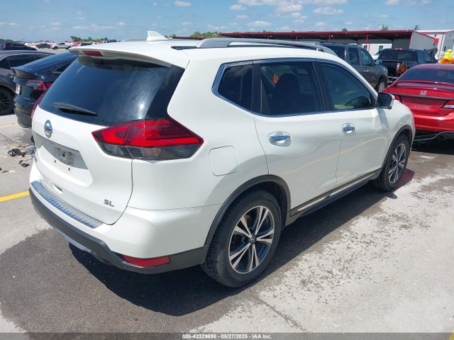 Nissan 2017 2017 5N1AT2MT2HC756768 Image 4
