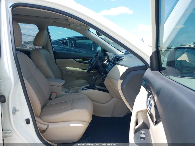 Nissan 2017 2017 5N1AT2MT2HC756768 Image 5