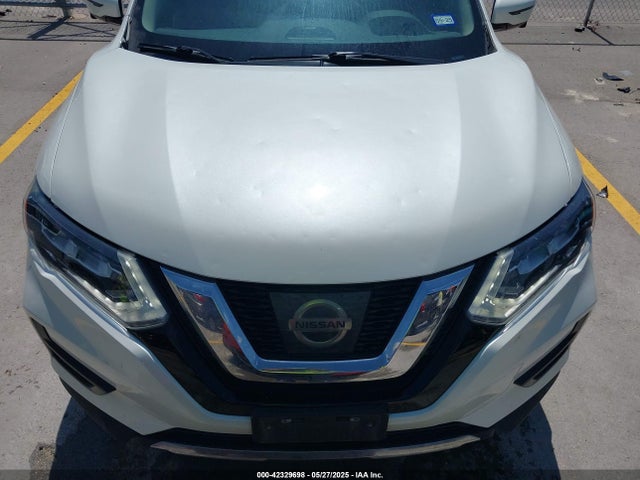 Nissan 2017 2017 5N1AT2MT2HC756768 Image 6