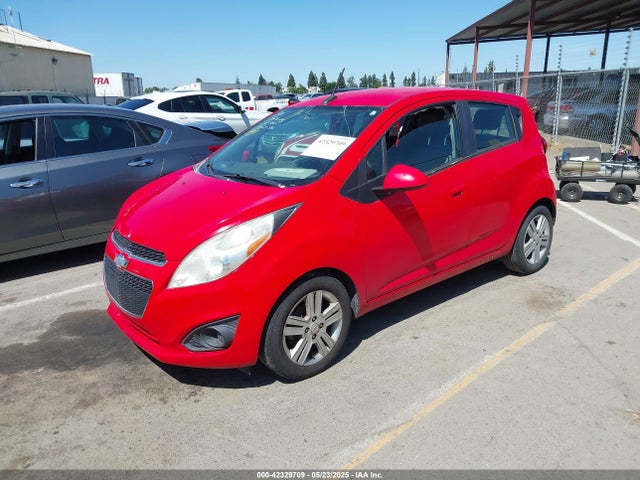 Chevrolet ll0 2014 KL8CC6S99EC458914 Image 2