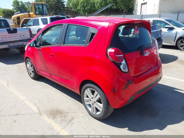 Chevrolet ll0 2014 KL8CC6S99EC458914 Image 3