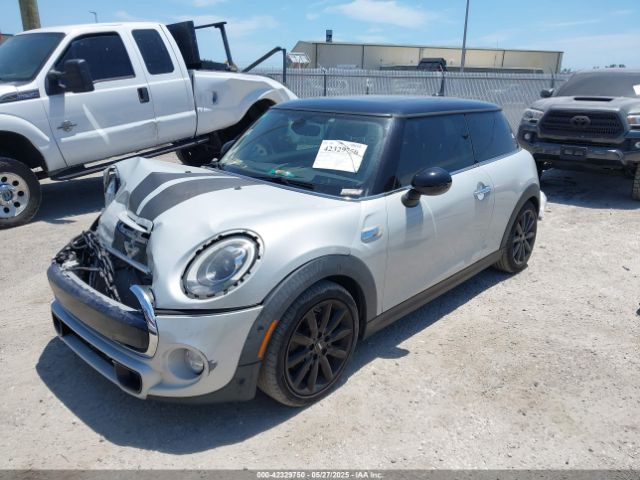 2018 MINI HARDTOP WMWXP7C59J2A48094 Photo 1