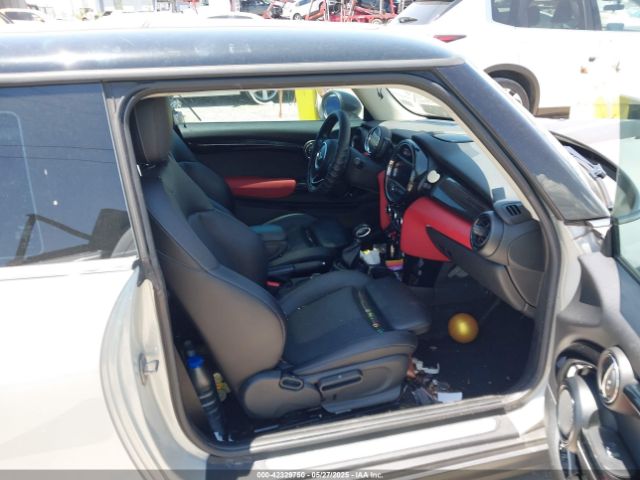 2018 MINI HARDTOP WMWXP7C59J2A48094 Photo 4
