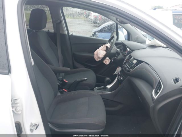 3GNCJKSB7KL313998 Chevrolet TRAX LS