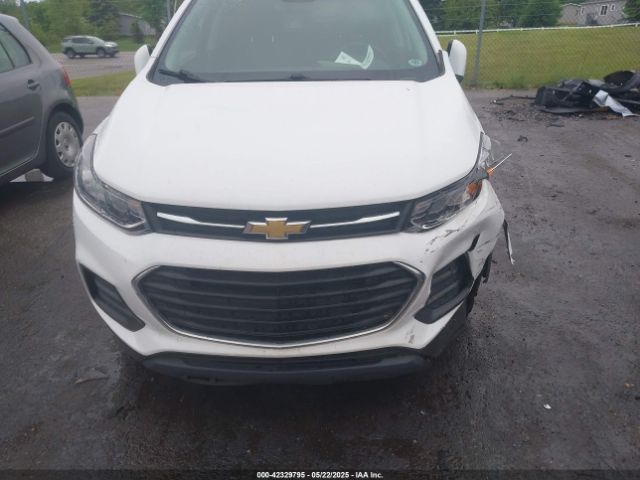 3GNCJKSB7KL313998 Chevrolet TRAX LS
