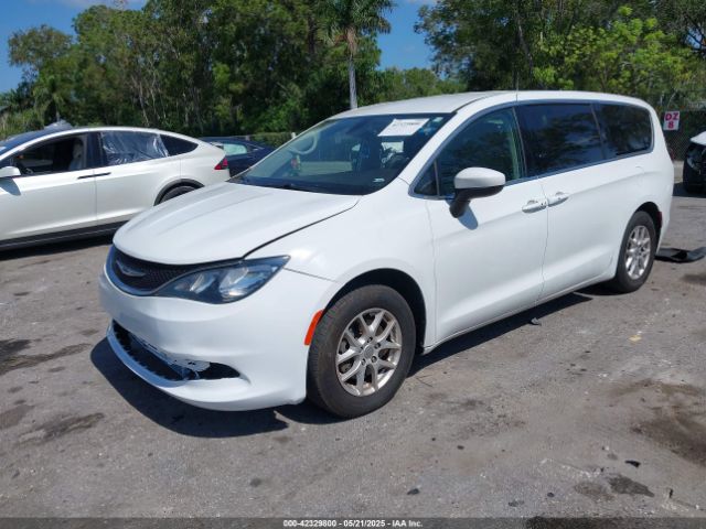 2C4RC1DG6HR831175 Chrysler Pacifica Touring