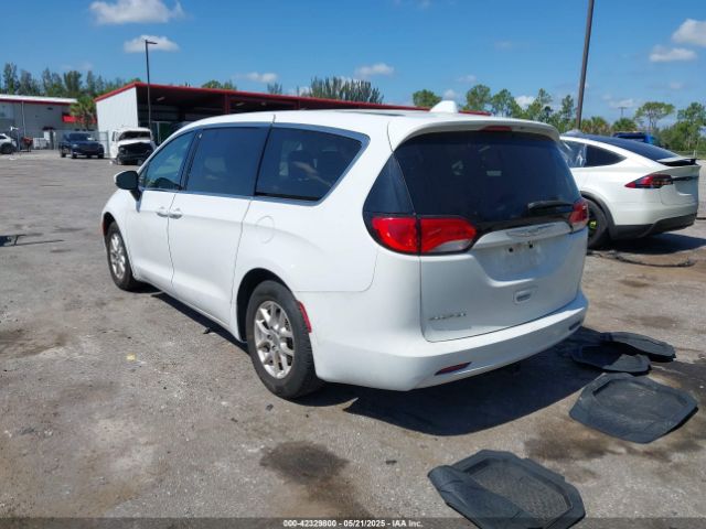 2C4RC1DG6HR831175 Chrysler Pacifica Touring