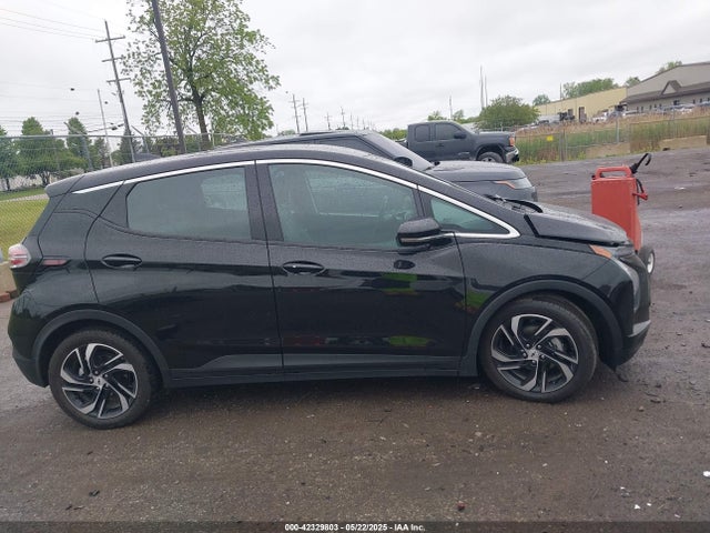 1G1FX6S00P4204556 Chevrolet 2023
