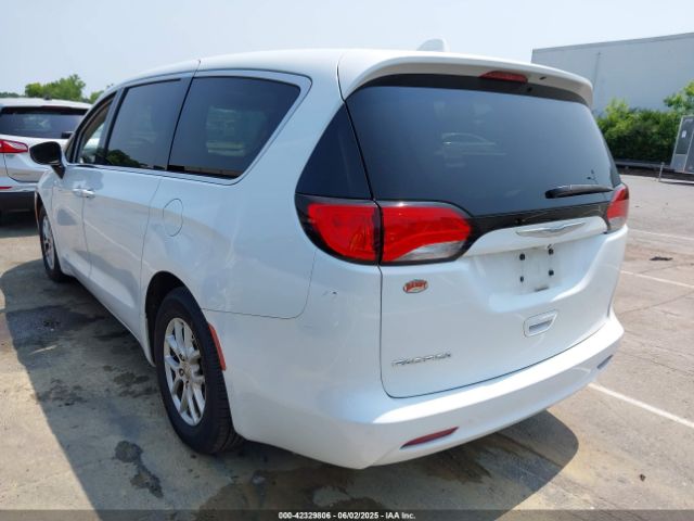 2017 CHRYSLER PACIFICA 2C4RC1DG0HR531597 Photo 2