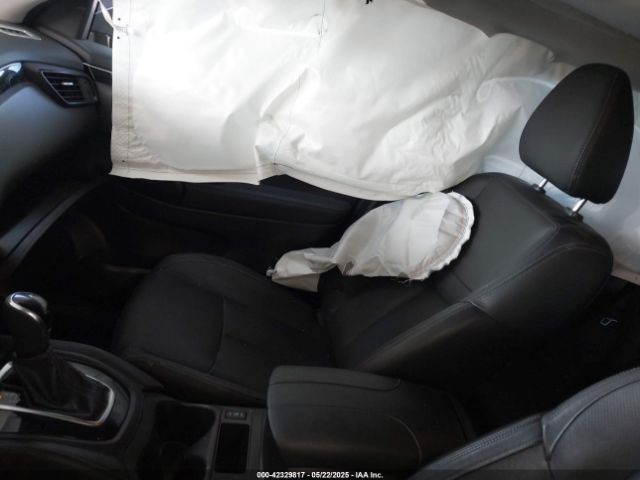 JN1BJ1CP3HW004334 Nissan Rogue Sport Sl