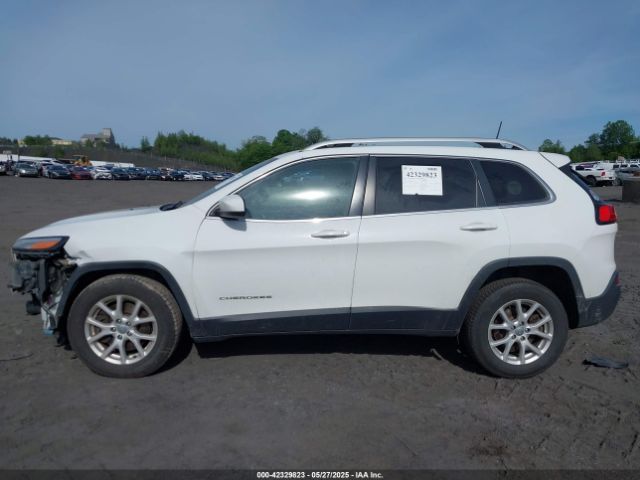 1C4PJMCB1GW156636 Jeep Cherokee Latitude
