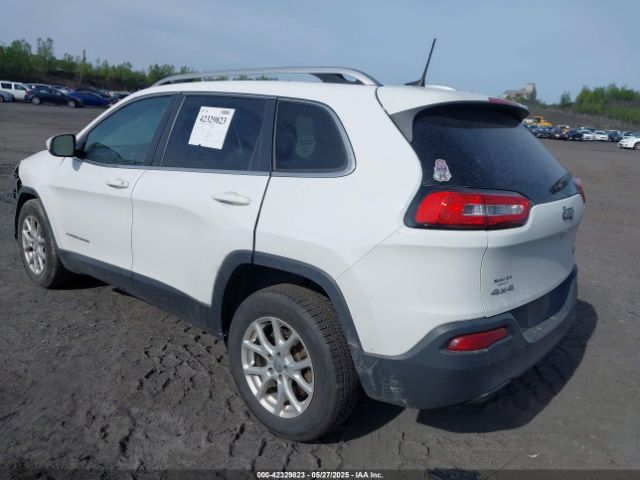 1C4PJMCB1GW156636 Jeep Cherokee Latitude