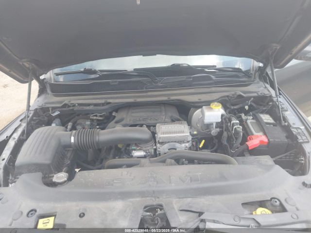 2024 RAM 1500 1C6SRFFT5RN184572 Photo 9